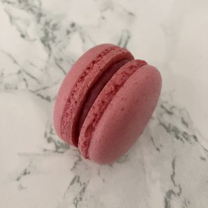 Cranberry Macaron